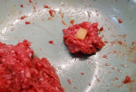 Фото шага рецепта Тефтели с сыром 191560 шаг 5