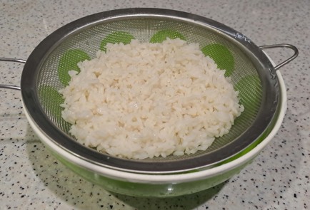 Фото шага рецепта Тефтели из свиного фарша в духовке 188599 шаг 2