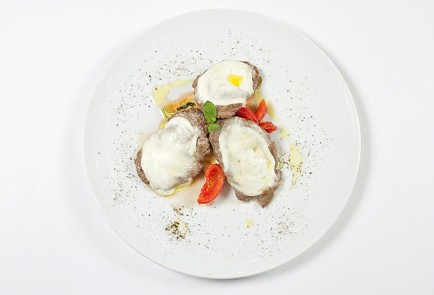 Фото шага рецепта Телятина с моцареллой 30395 шаг 5  