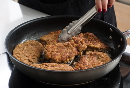 Фото шага рецепта Телячье рагу с лимонным соусом 152471 шаг 6  