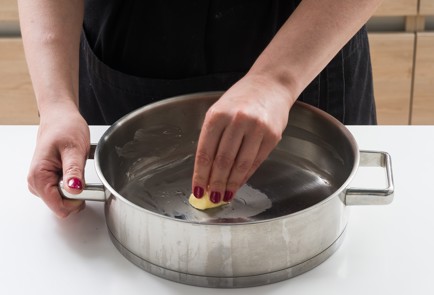 Фото шага рецепта Телячье рагу с лимонным соусом 152471 шаг 7  