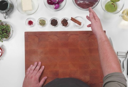 Фото шага рецепта Телячья печень с пряной грушей 174363 шаг 1  