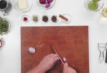 Фото шага рецепта Телячья печень с пряной грушей 174363 шаг 4  