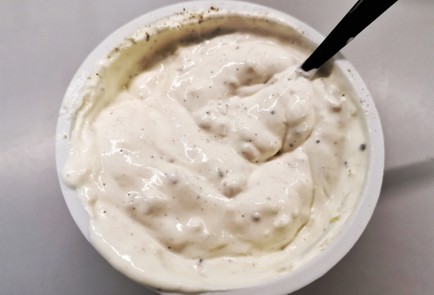 Фото шага рецепта Телячья печень со сметаной и овощами 140447 шаг 17  