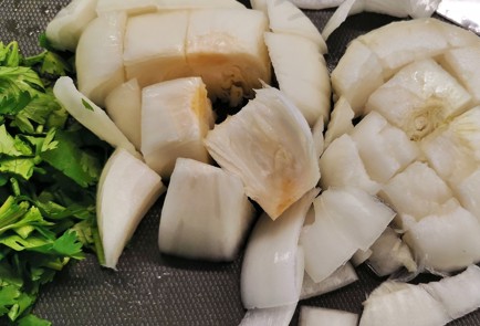 Фото шага рецепта Телячья печень в сметане 174736 шаг 1  