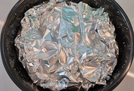 Фото шага рецепта Телячья печень в томатном соусе 186553 шаг 10  