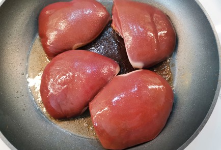 Фото шага рецепта Телячья печень 190478 шаг 8  