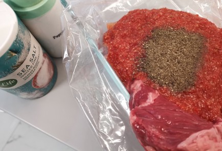 Фото шага рецепта Телячья шея в духовке 175602 шаг 5  