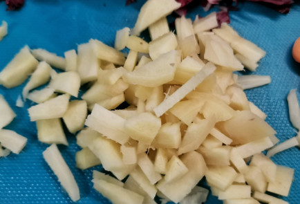 Фото шага рецепта Теплый имбирный салат из краснокочанной капусты 151566 шаг 4  