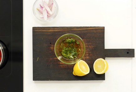 Фото шага рецепта Теплый салат с бататом и помидорами конфи 91365 шаг 6  