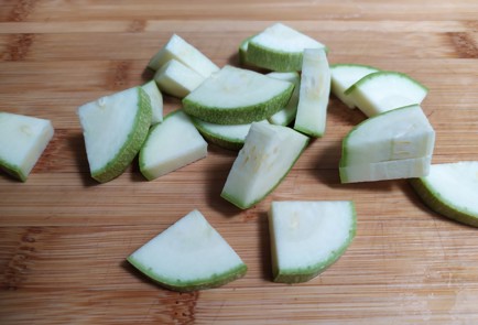 Фото шага рецепта Теплый салат с кабачками 189497 шаг 1  