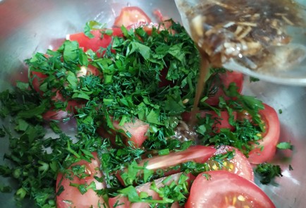 Фото шага рецепта Теплый салат с кабачками 189497 шаг 7  