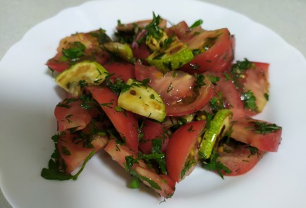 Фото шага рецепта Теплый салат с кабачками 189497 шаг 9  