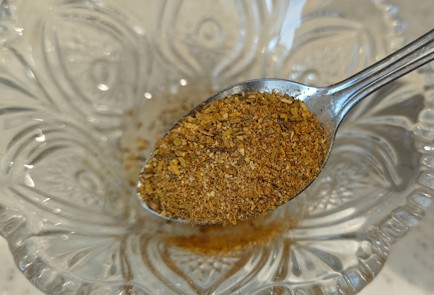 Фото шага рецепта Теплый салат с курицей 191351 шаг 5