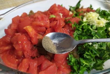 Фото шага рецепта Теплый салат с овощами 190689 шаг 8  