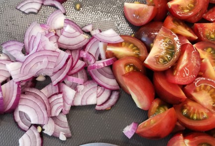 Фото шага рецепта Теплый салат с запеченным редисом 173420 шаг 7  