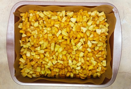 Фото шага рецепта Тертый пирог с фруктами 186975 шаг 10