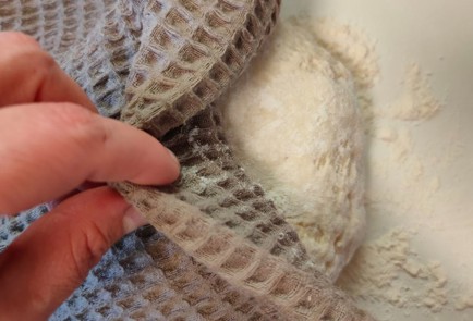 Фото шага рецепта Тесто на сыворотке 188840 шаг 10  