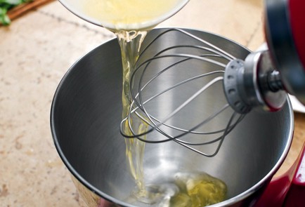 Фото шага рецепта Быстрый тирамису с малиной и мятой 30414 шаг 1  