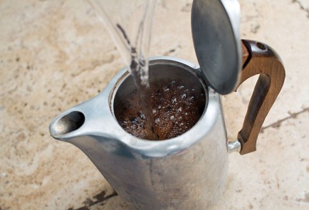 Фото шага рецепта Быстрый тирамису с малиной и мятой 30414 шаг 3  