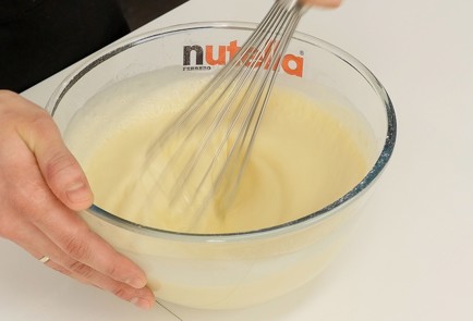 Фото шага рецепта Толстые блины на дрожжах с нутеллой 114588 шаг 3  