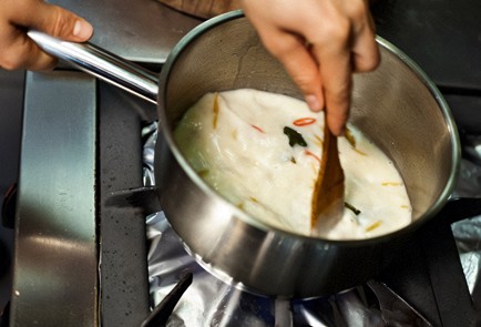 Фото шага рецепта Том ям кунг 21586 шаг 7  