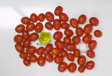 Фото шага рецепта Томатная паста 151190 шаг 1