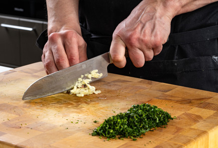 Фото шага рецепта Томатные котлеты 191457 шаг 6