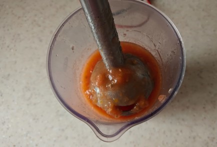 Фото шага рецепта Томатный соус 189299 шаг 4  