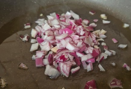 Фото шага рецепта Томатный соус 189299 шаг 5  