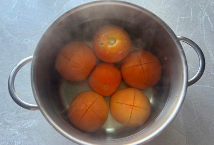 Фото шага рецепта Томатный соус 190543 шаг 3  