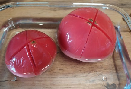 Фото шага рецепта Томатный суп 189456 шаг 2  