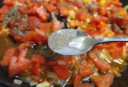 Фото шага рецепта Томатный суп 189456 шаг 8  