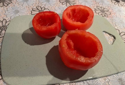 Фото шага рецепта Томаты запеченные с полентой 175115 шаг 2  