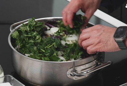 Фото шага рецепта Томленые ребрышки с овощами 190417 шаг 9  