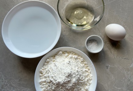 Фото шага рецепта Тонкие лепешки 174539 шаг 1  