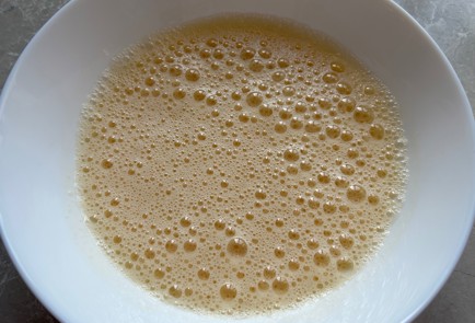 Фото шага рецепта Тонкие вафли 174512 шаг 5  