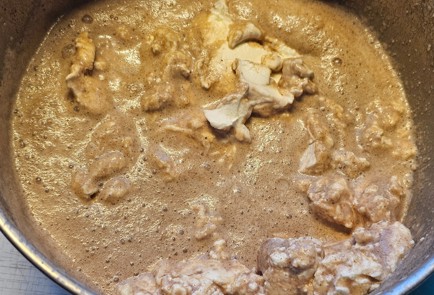 Фото шага рецепта Торт из готовых коржей 191535 шаг 8  