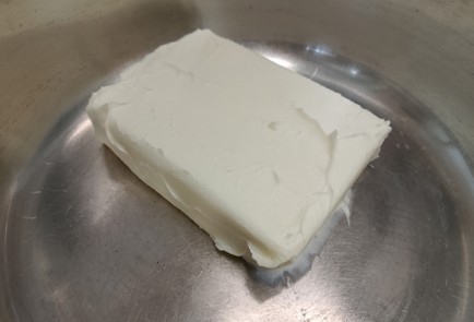 Фото шага рецепта Торт из готовых коржей 191564 шаг 1  