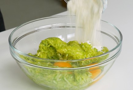 Фото шага рецепта Торт из кабачков 151238 шаг 4  