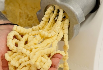 Фото шага рецепта Торт Муравейник 114517 шаг 5  