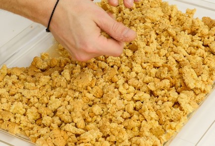 Фото шага рецепта Торт Муравейник 114517 шаг 8  