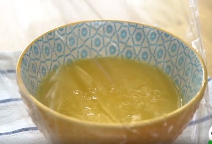 Фото шага рецепта Торт Павлова с лимонным курдом 137317 шаг 7  