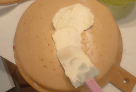 Фото шага рецепта Торт праздничный мандариновый быстрый и простой 191141 шаг 6