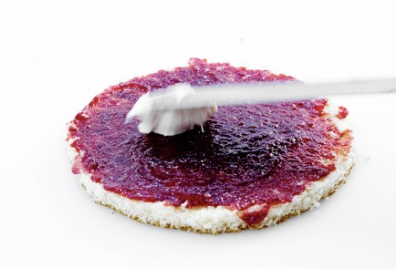 Фото шага рецепта Торт Принцесса 80443 шаг 3  