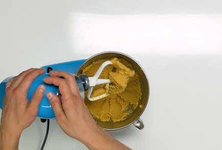 Фото шага рецепта Торт Сантьяго 151104 шаг 4  