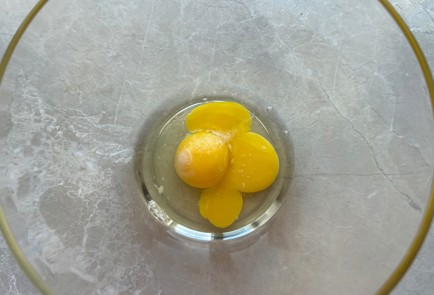 Фото шага рецепта Торт Три шоколада 175769 шаг 2  