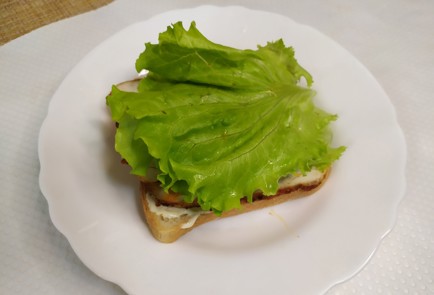 Фото шага рецепта Тосты с курицей 190749 шаг 6