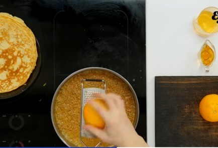 Фото шага рецепта Традиционные крепсюзетт 81139 шаг 4  