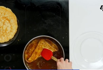 Фото шага рецепта Традиционные крепсюзетт 81139 шаг 5  